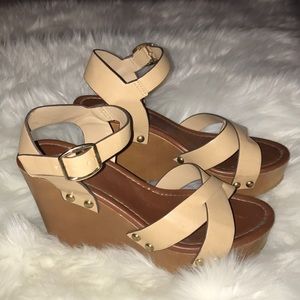 Platform sandals